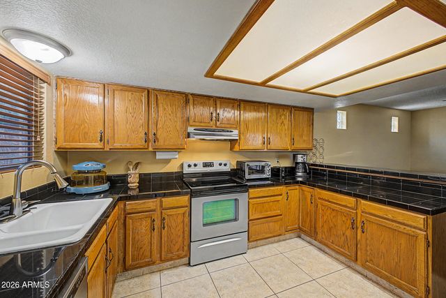 601 E WESCOTT Drive, Phoenix, AZ 85024