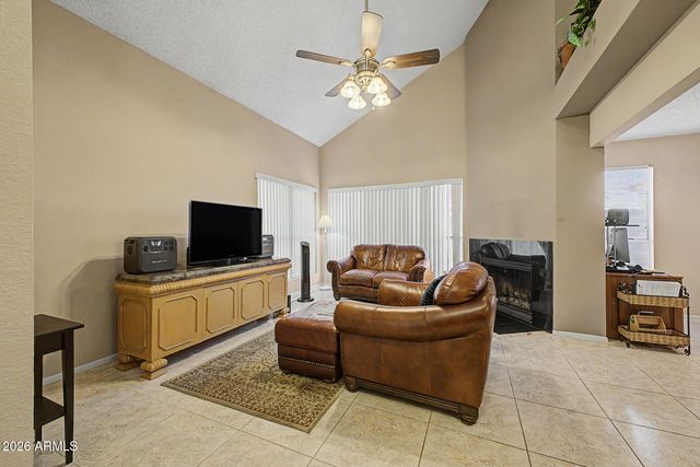 601 E WESCOTT Drive, Phoenix, AZ 85024