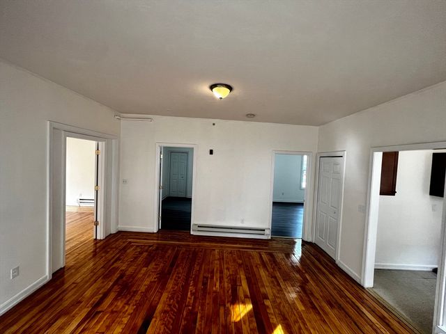 3-5 Woodbine St 1, Worcester, MA 01603