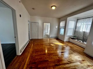3-5 Woodbine St 1, Worcester, MA 01603