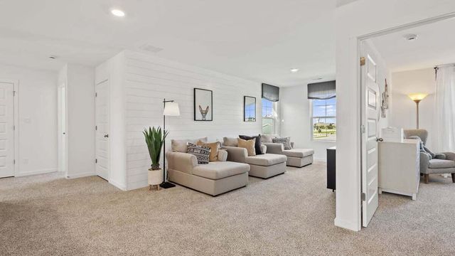 7615 W 106th Place, Crown Point, IN 46307