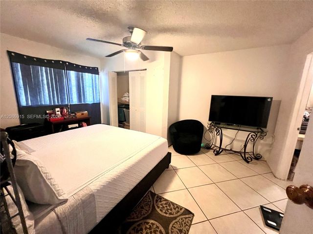 5822 Albert Road, West Palm Beach, FL 33415