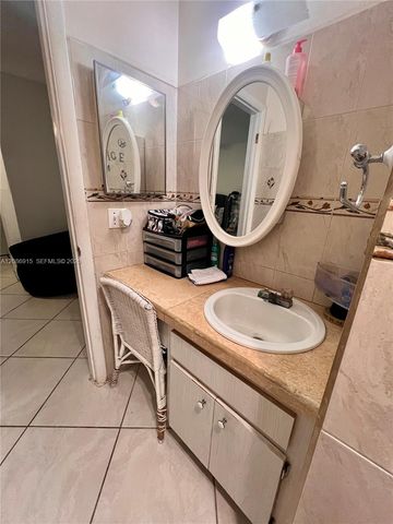 5822 Albert Road, West Palm Beach, FL 33415