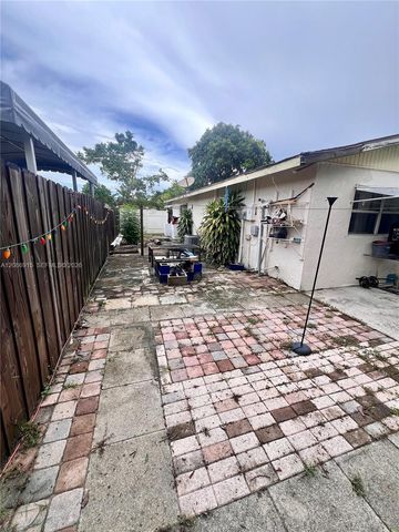 5822 Albert Road, West Palm Beach, FL 33415