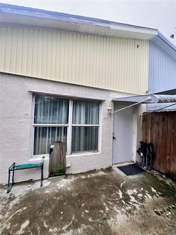 5822 Albert Road, West Palm Beach, FL 33415