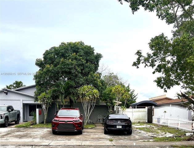 5822 Albert Road, West Palm Beach, FL 33415