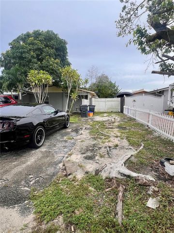 5822 Albert Road, West Palm Beach, FL 33415