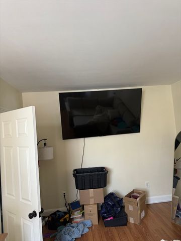 1000 Harvard St 16, Boston, MA 02126