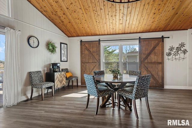 12 QUAIL Lane, Jacksonville, IL 62650