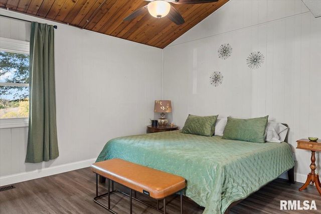 12 QUAIL Lane, Jacksonville, IL 62650