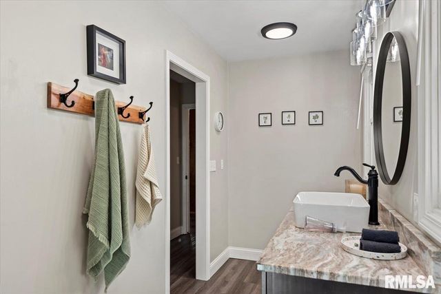 12 QUAIL Lane, Jacksonville, IL 62650