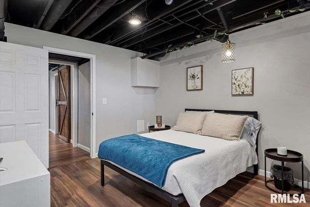 12 QUAIL Lane, Jacksonville, IL 62650