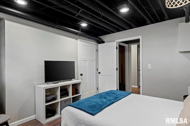 12 QUAIL Lane, Jacksonville, IL 62650