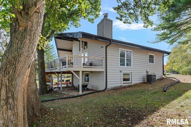 12 QUAIL Lane, Jacksonville, IL 62650