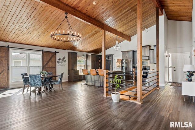 12 QUAIL Lane, Jacksonville, IL 62650