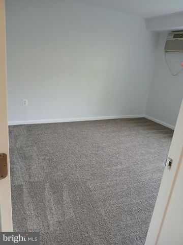 3111 NAYLOR RD SE #B, Washington, DC 20020
