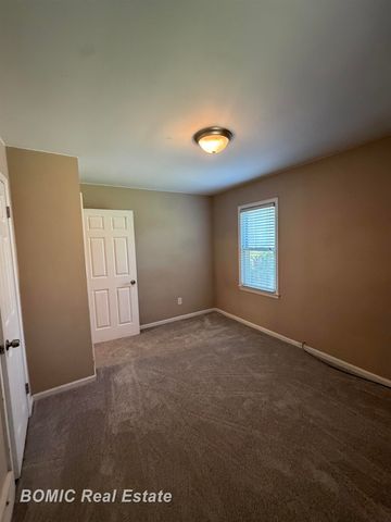 7581 St John Street, Shelby Twp, MI 48317