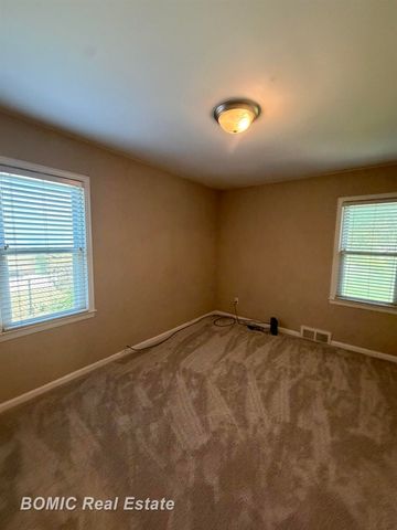 7581 St John Street, Shelby Twp, MI 48317