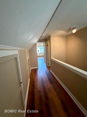 7581 St John Street, Shelby Twp, MI 48317