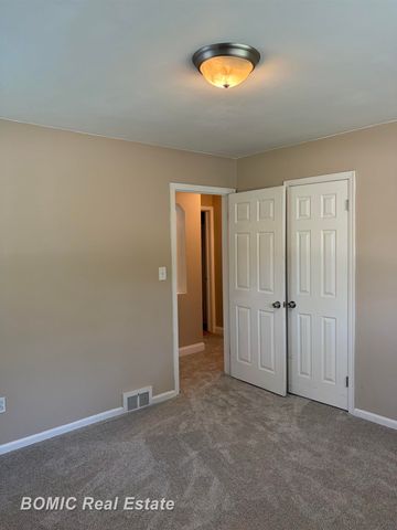 7581 St John Street, Shelby Twp, MI 48317