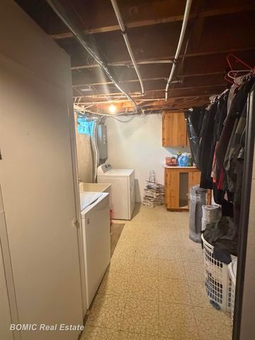 7581 St John Street, Shelby Twp, MI 48317