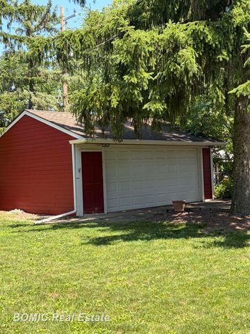 7581 St John Street, Shelby Twp, MI 48317