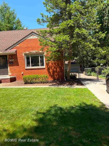 7581 St John Street, Shelby Twp, MI 48317