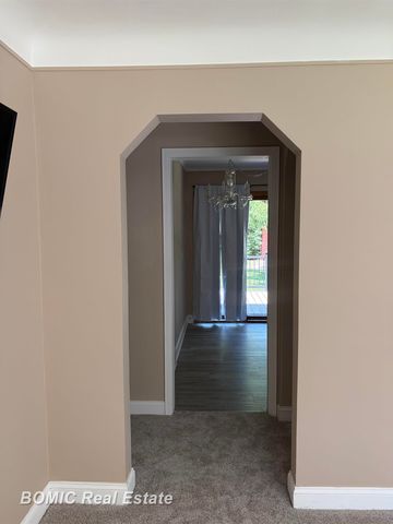 7581 St John Street, Shelby Twp, MI 48317