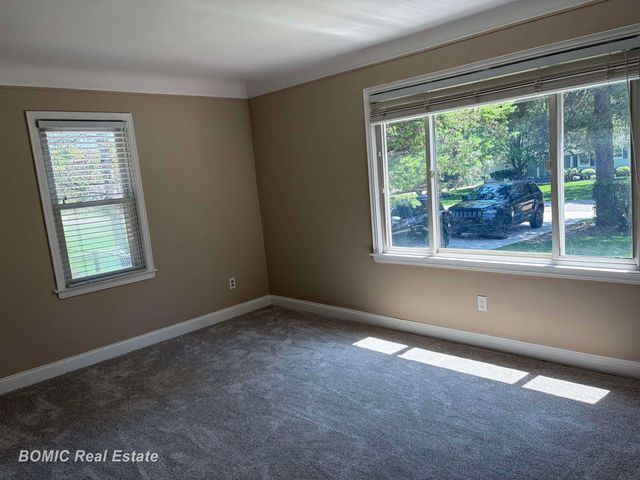 7581 St John Street, Shelby Twp, MI 48317