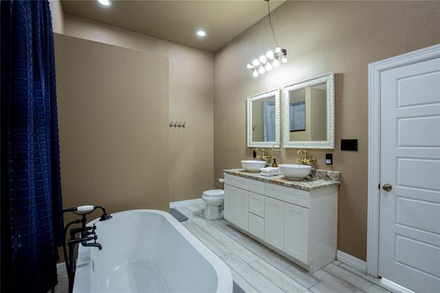 929 N 12th Street, Waco, TX 76707