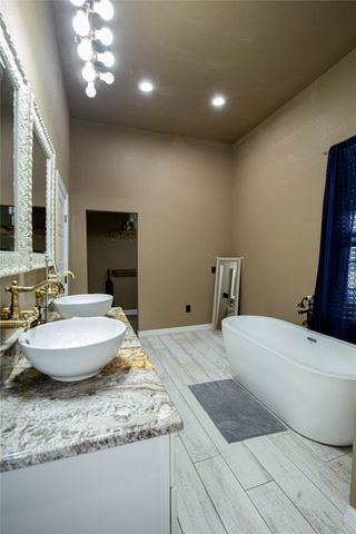 929 N 12th Street, Waco, TX 76707