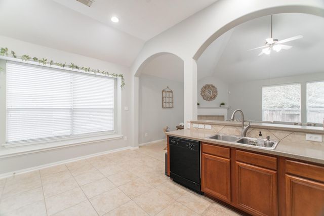 27 Gilmore Grove Place, The Woodlands, TX 77382