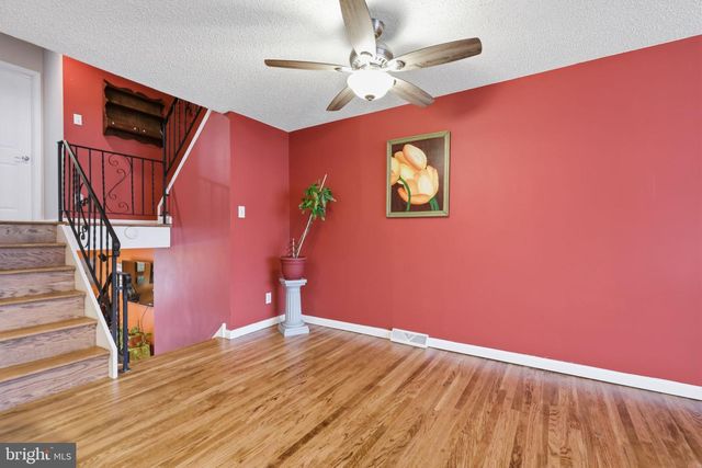 2742 MOWER ST, Philadelphia, PA 19152