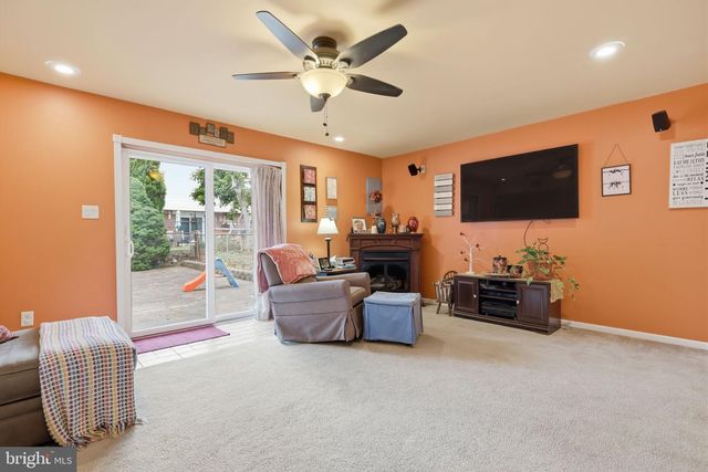 2742 MOWER ST, Philadelphia, PA 19152