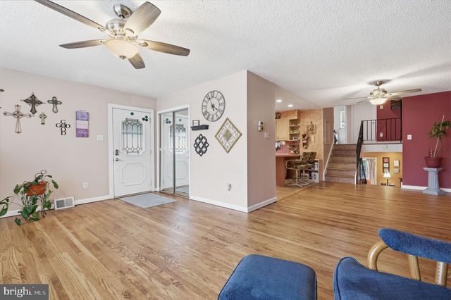 2742 MOWER ST, Philadelphia, PA 19152