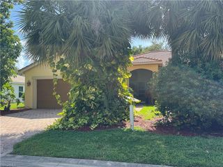 9195 Aegean CIR, Lehigh Acres, FL 33936