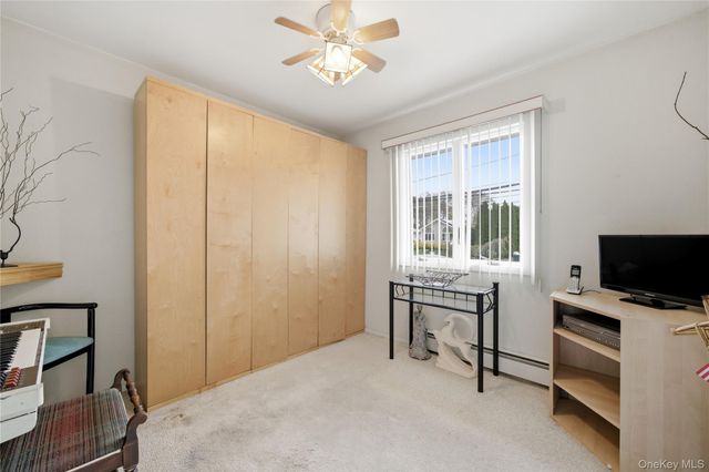 1580 Coates Avenue, Holbrook, NY 11741