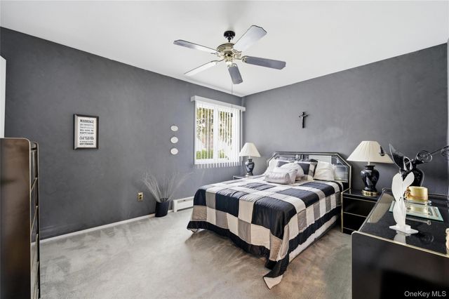 1580 Coates Avenue, Holbrook, NY 11741