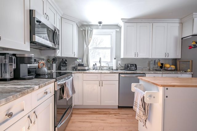 325 Pembroke Hill Road, Pembroke, NH 03275