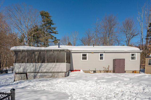 325 Pembroke Hill Road, Pembroke, NH 03275