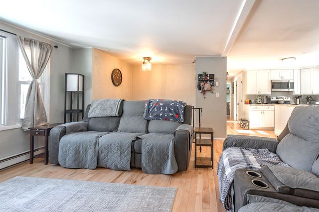 325 Pembroke Hill Road, Pembroke, NH 03275