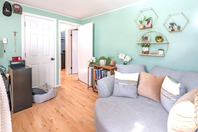 325 Pembroke Hill Road, Pembroke, NH 03275