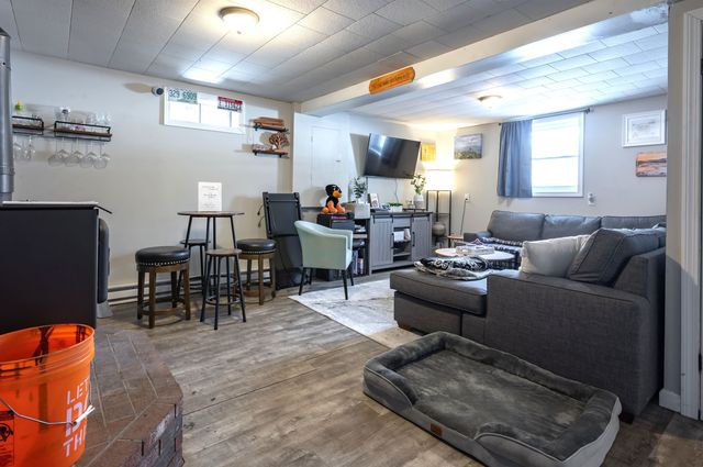 325 Pembroke Hill Road, Pembroke, NH 03275