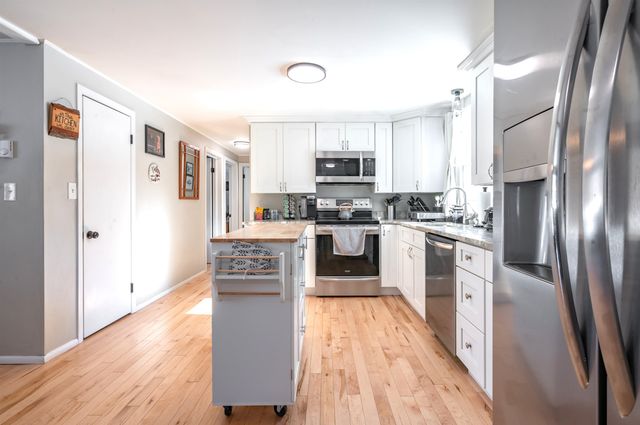 325 Pembroke Hill Road, Pembroke, NH 03275