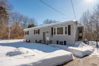 325 Pembroke Hill Road, Pembroke, NH 03275