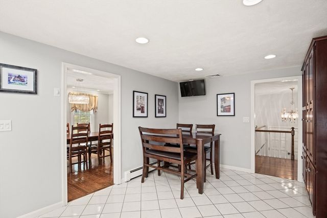 4 Pentucket Ln, Danvers, MA 01923