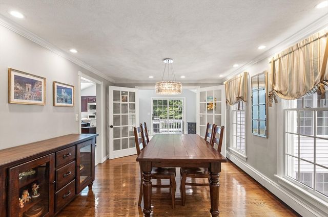 4 Pentucket Ln, Danvers, MA 01923