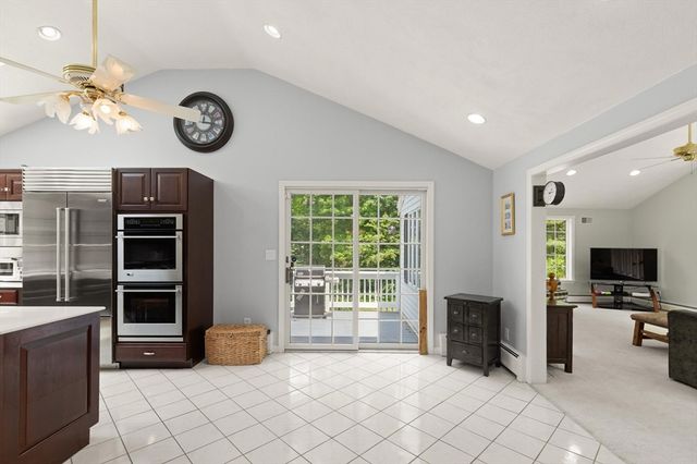 4 Pentucket Ln, Danvers, MA 01923