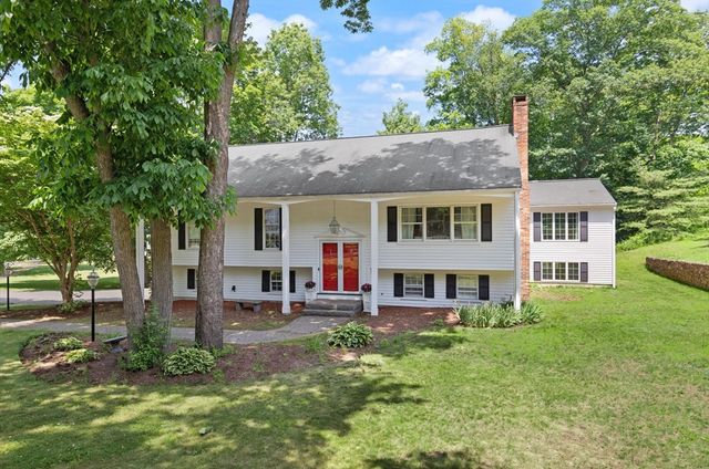 4 Pentucket Ln, Danvers, MA 01923