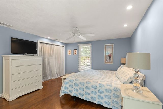 4 Pentucket Ln, Danvers, MA 01923